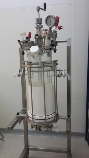 Glass filter dryer